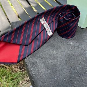Vintage Reynold Penland. Silk  Red & Blue. Neck tie